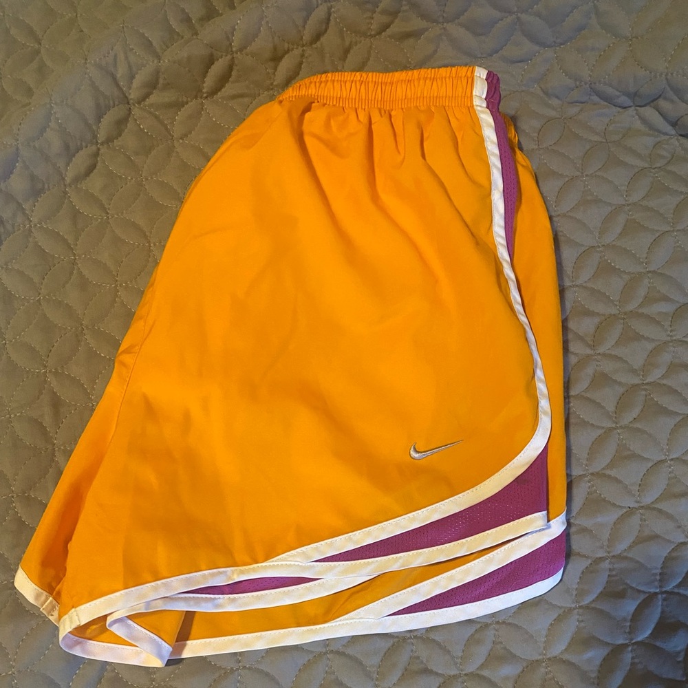 Nike Dri-Fit Women Tempo Running Cross-Fit Shorts Lined sz Med Orange